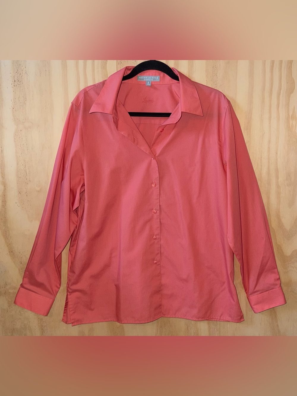 FOXCROFT Salmon Pink Classic Fit Wrinkle Free Button Up Shirt Size 16 EUC